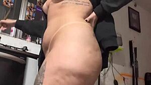 Who Hasn't Masturbated Alone At Dawn Meowing And Spreading Asshole?