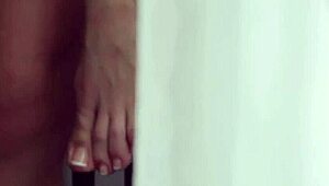 whose feet got cummed by kinky hotties?