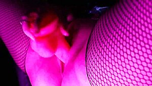 i squirt hard on my pink dildo in stockings