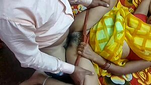 Hot Swinger Wife in Yellow Saree Gets Intense Chudai After Husband Sleeps