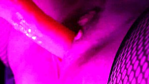 i squirt hard on my pink dildo in stockings