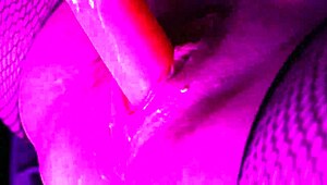i squirt hard on my pink dildo in stockings