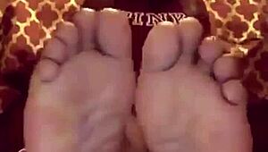 wanna see jili and sem's free video of these college teens fucking outdoors in the dorm area?