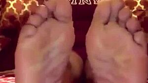 wanna see jili and sem's free video of these college teens fucking outdoors in the dorm area?