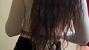 you won't believe this tiny venezuelan dancing before she spreads for sex!