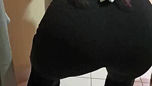 you won't believe this tiny venezuelan dancing before she spreads for sex!