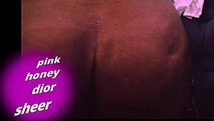 hey check out me playing deep in this big ole ebony housewife ass shaking wild