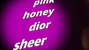 hey check out me playing deep in this big ole ebony housewife ass shaking wild