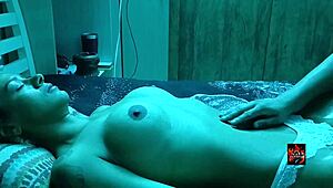 Skinny milf's narrow ass gets teased in hot tantric bed massage... 😏