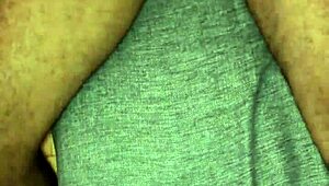 Delivery guy with huge cock pounds hot Brazilian housewife right in front of her cuckold husband