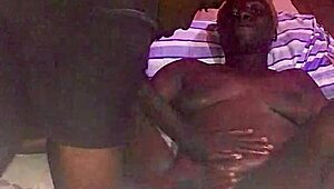 neighbor shows up for full body massage 💆‍♀️