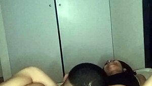 mi nueva morra chupando verga pa calentar el sexo oral rico