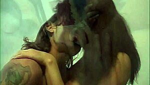 Juicy kisses lead to deepthroat blowjobs then cock slamming ass 😍💦