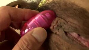 watch yui misaki's tight hairy pussy get finger boinked till she squirts