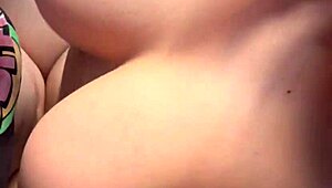 casero con mi amiga tetona universitaria homemade big tits latina teen fun 😘🍑