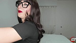 oh god goldy chan strips and teases her pussy backstage before rip