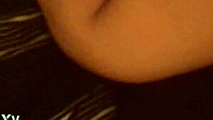 i love getting my desi pussy fucked deep by that thick cock