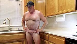 Holy fuck, Simscristian05 naked hard cock kitchen flash!