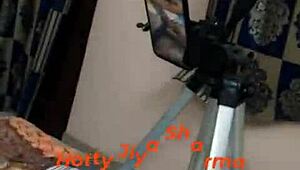 hot hindi bhabhi squirting pussy on video call sex chat