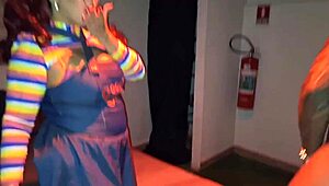 Bodybuilder Milf Deepthroats Monster Cock