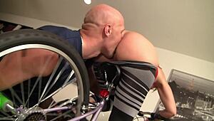 BIG BOOTY SARA JAY POUNDED HARD BY WORKOUT BUDDY!