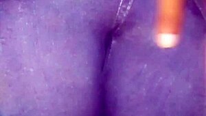 Nepali girl models skin-tight leggings in everyday style