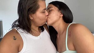 lesbian babes kiss passionately then dive into asshole sucking fun 😘🍑