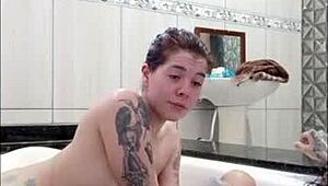 Who's ready for bathtub tension exploding with creamy mouth finish?!