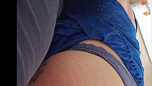 mi ex me toca el culo hasta empinarme y cogerme duro de perrito en casero amateur