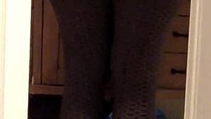 check out this milf wife's leggings ass on voyeur cam?