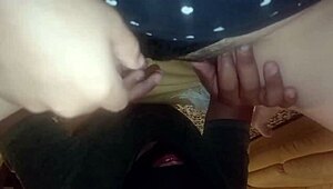 waking up my stepsis for a hard pounding before parents arrive 😈💦