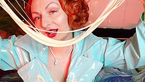 i get so wet with household gloves slime play