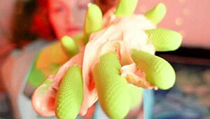 i get so wet with household gloves slime play