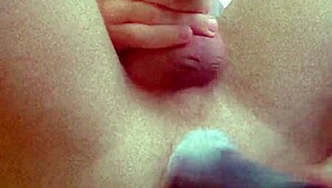 damn big cuck cums buckets from wild anal toys 😩💦🍆