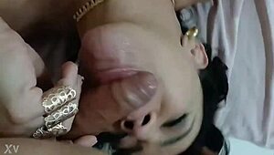 pense numa puta qe ta louca pra mamar piroca grossa