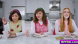 Bffs Nerd Ladies Harper Red Naudi Nala Ozzy Sparx Share Cock