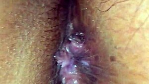 latina housewife shakes her rico big ass in homemade bedroom action