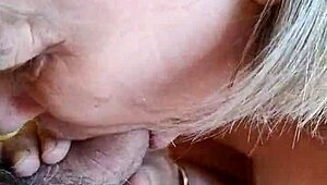 sneaky blowjob from housewife at friend's house 😏👅🏠