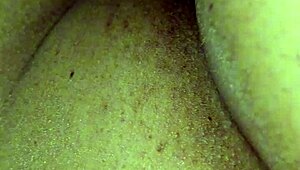 latina housewife shakes her rico big ass in homemade bedroom action