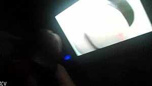 BIG CUMSHOT lands on BBW FAT ASS cheeks