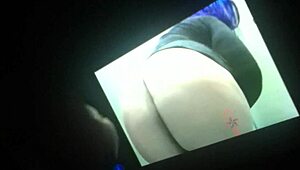 BIG CUMSHOT lands on BBW FAT ASS cheeks