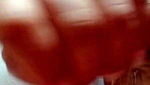 whoa this vietnamese girl's got that thick asian cock ready 😍🍆