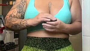 super tight shorts squeeze and split wet exhibitionist pussy