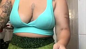 super tight shorts squeeze and split wet exhibitionist pussy