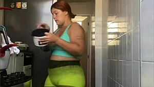 super tight shorts squeeze and split wet exhibitionist pussy