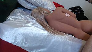 ei fugi da escola pra dar o cu na favela com sex doll 😈🍑