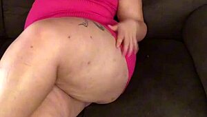 i catch this young girl fingering sofa so hot damn gets me