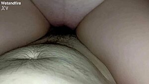 Monta A Su Novio Y Él Siente Su Coño Ardiente!