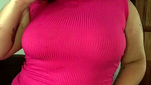 i catch this young girl fingering sofa so hot damn gets me