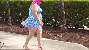 big fat ass white bbw milf flashes juicy booty in public then takes bbc creampie in car twice